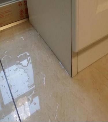 鸡冠漏水检测 厕所漏水怎么检测?